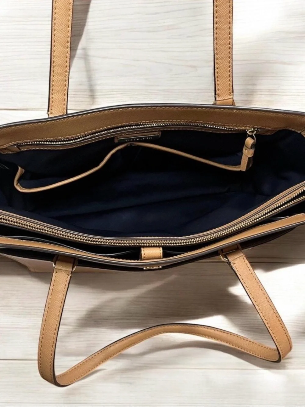 Tory Burch Robinson Camel Leather Tote Bag with Gold Hardware